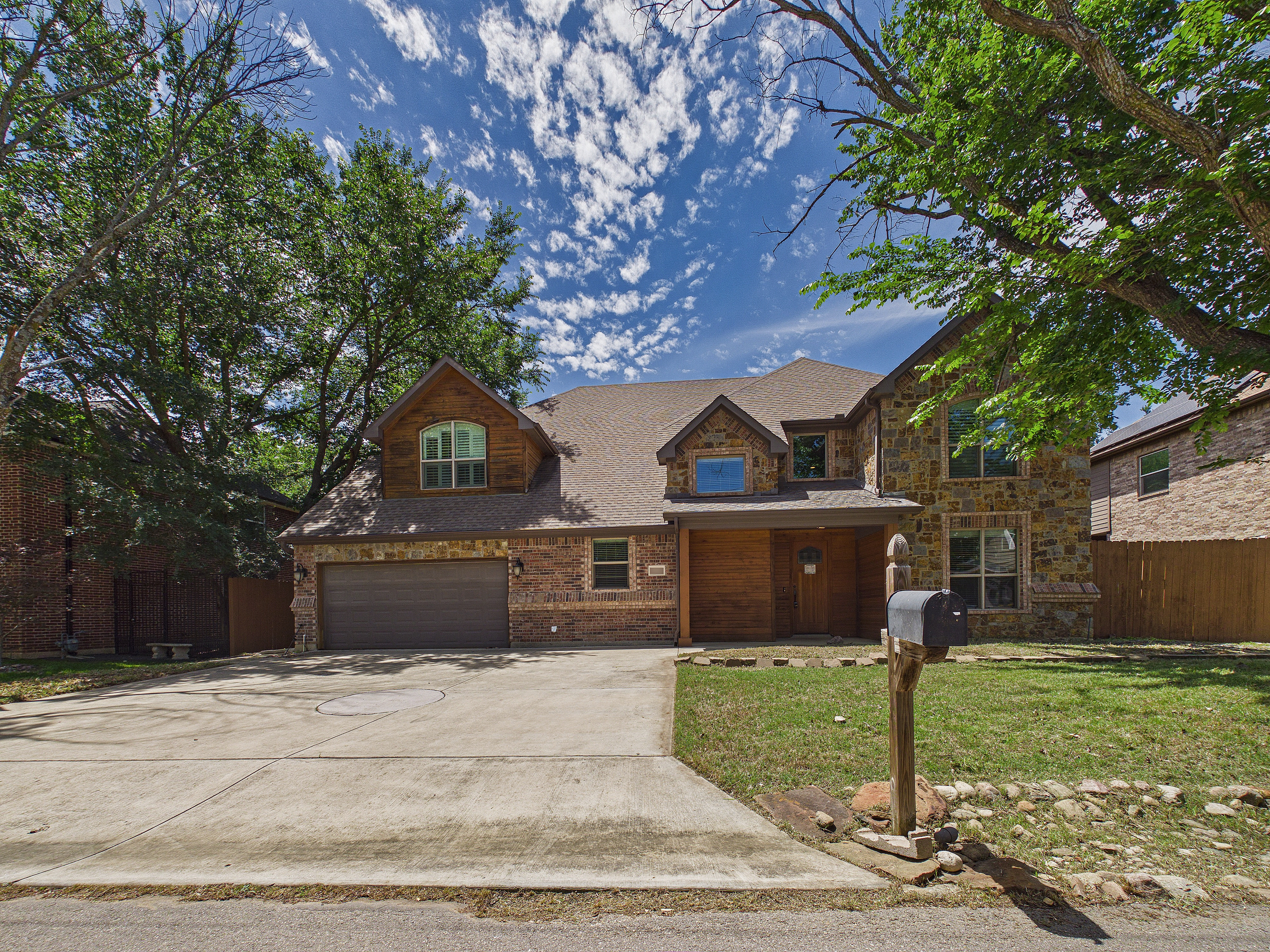 2229 Moonlight Bay, Flower Mound